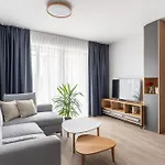 Old Town & By Lion 3*