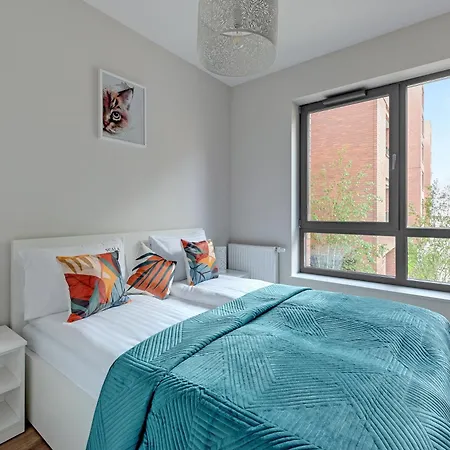 Scala 60c Center & By Lion Hotel apartamentowy *