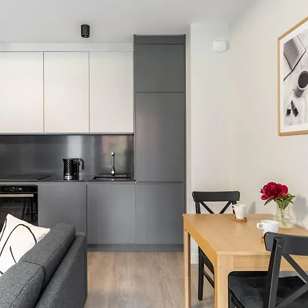 Hotel apartamentowy Scala 60c Center & By Lion *
