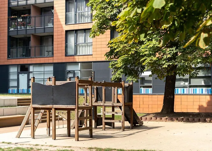Ξενοδοχείο με διαμερίσματα Old Town & By Lion Γκντανσκ